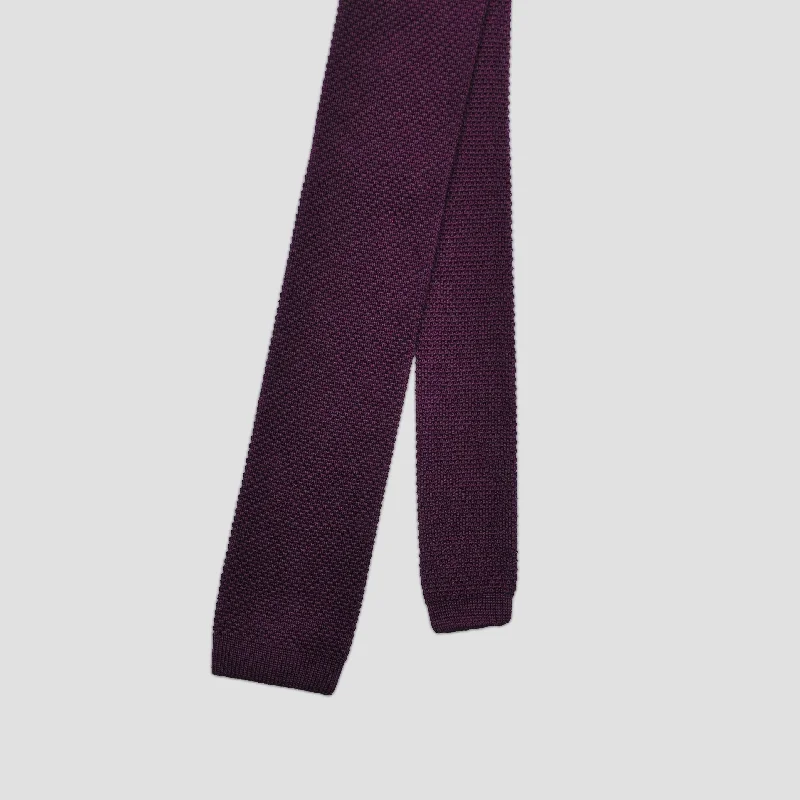 Knitted Silk Tie in Claret